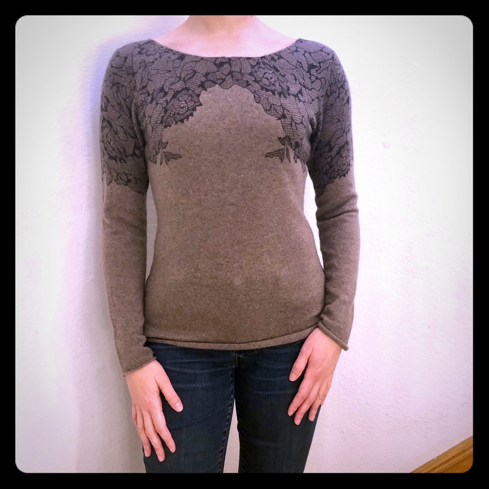 Gorgeous tan 100% cashmere sweater w/ lace detail!